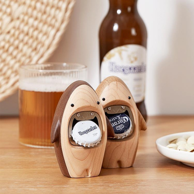 Kitchen Gadgets Men - Otwieracz do butelek w kształcie rekina